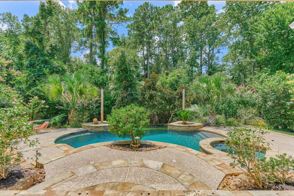 94 E Bracebridge Circle The Woodlands, TX 77382