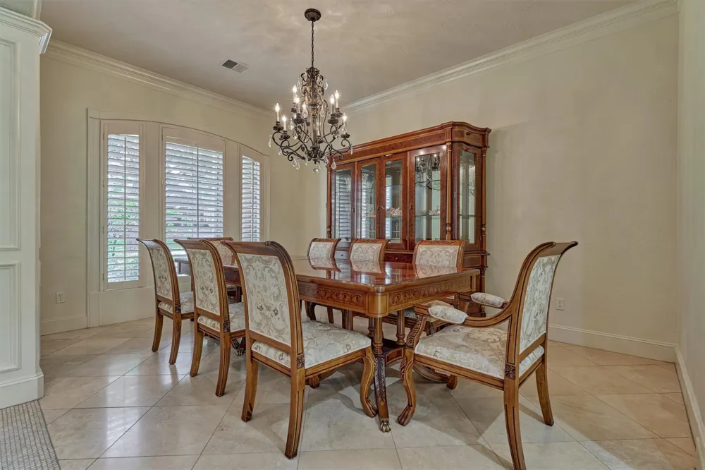 94 E Bracebridge Circle The Woodlands, TX 77382