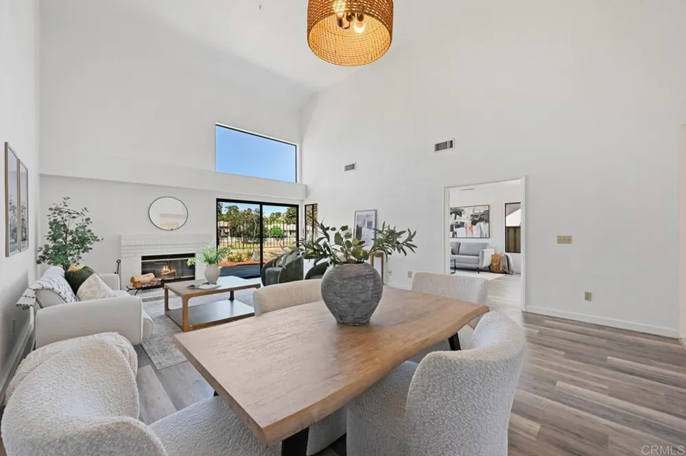 1762 Spyglass Circle Vista, CA 92081