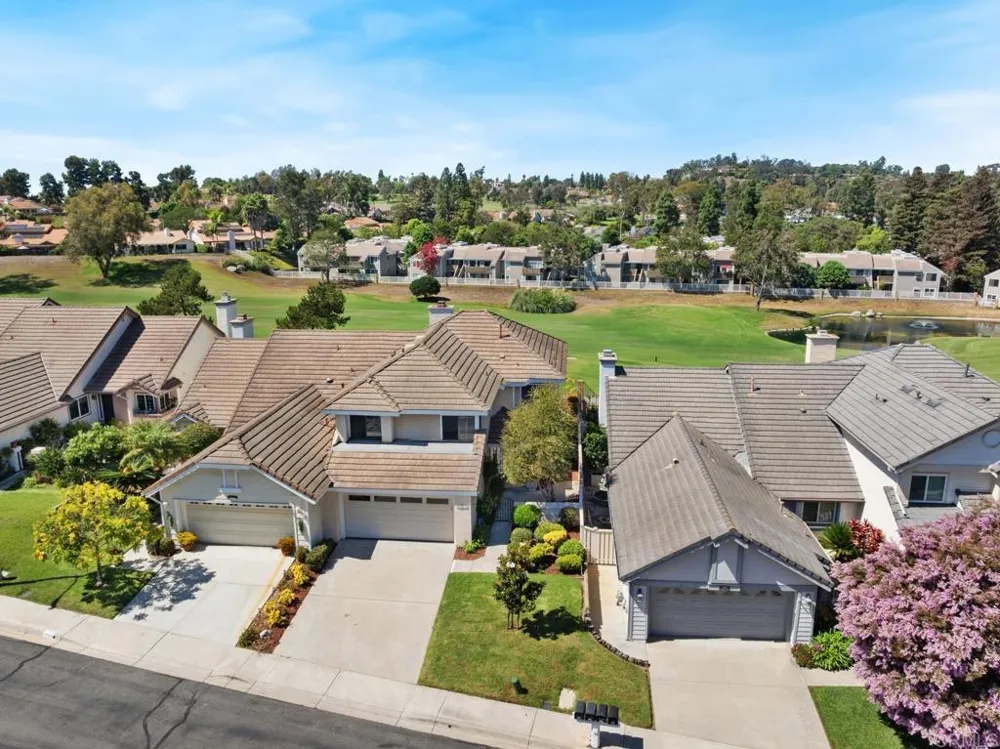 1762 Spyglass Circle Vista, CA 92081