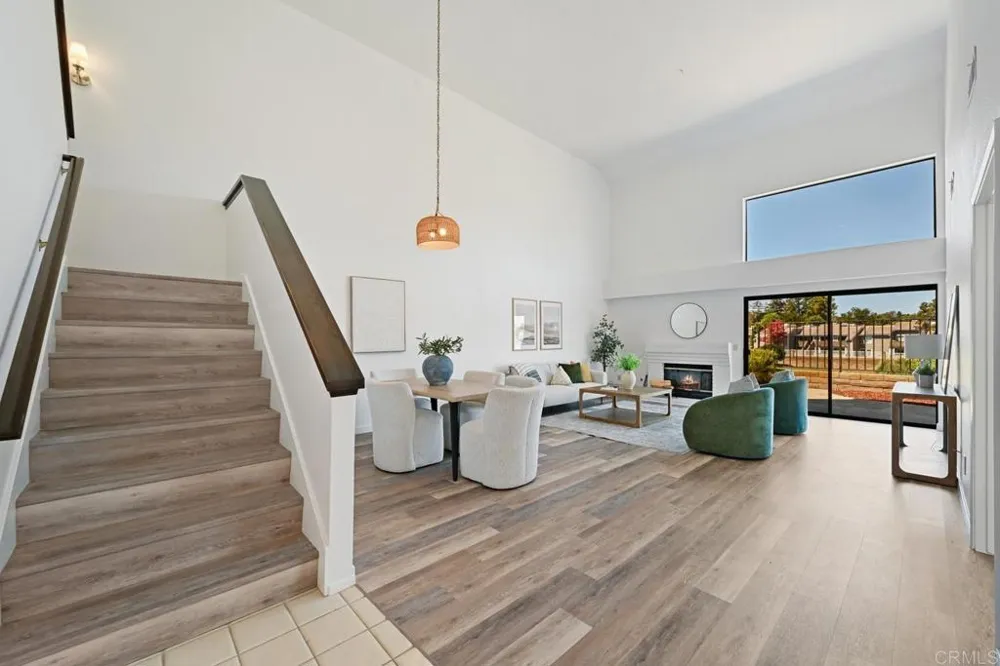 1762 Spyglass Circle Vista, CA 92081