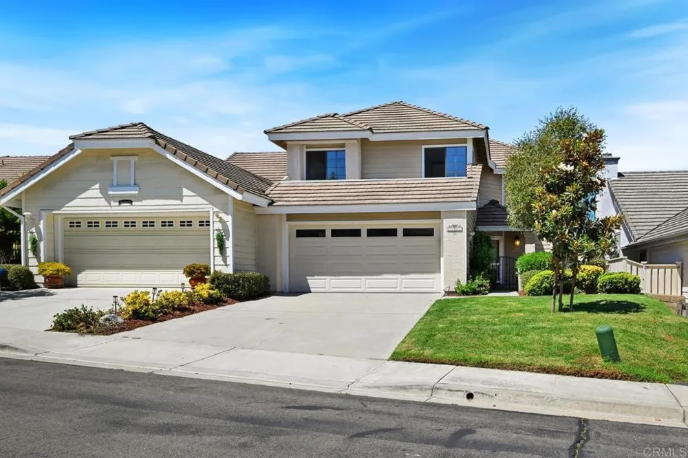 1762 Spyglass Circle Vista, CA 92081