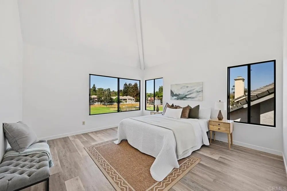 1762 Spyglass Circle Vista, CA 92081