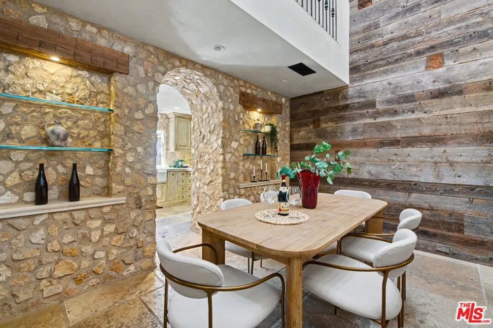 2408 34th Street #4 Santa Monica, CA 90405