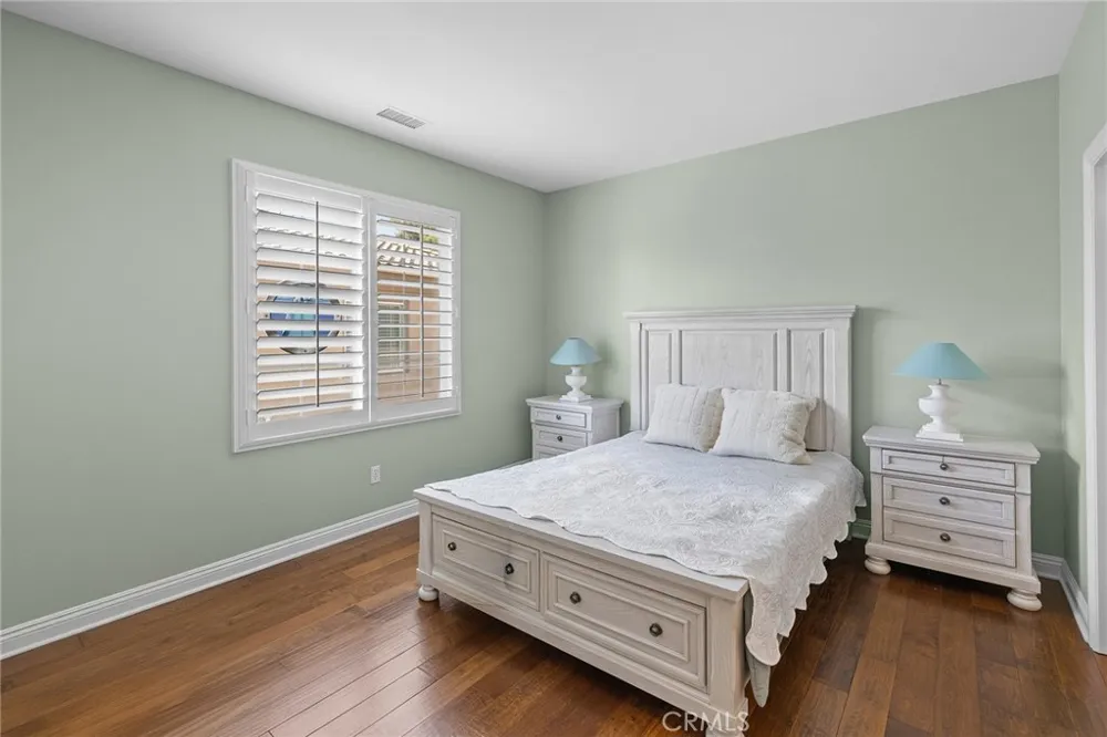 1009 Newhall Brea, CA 92821