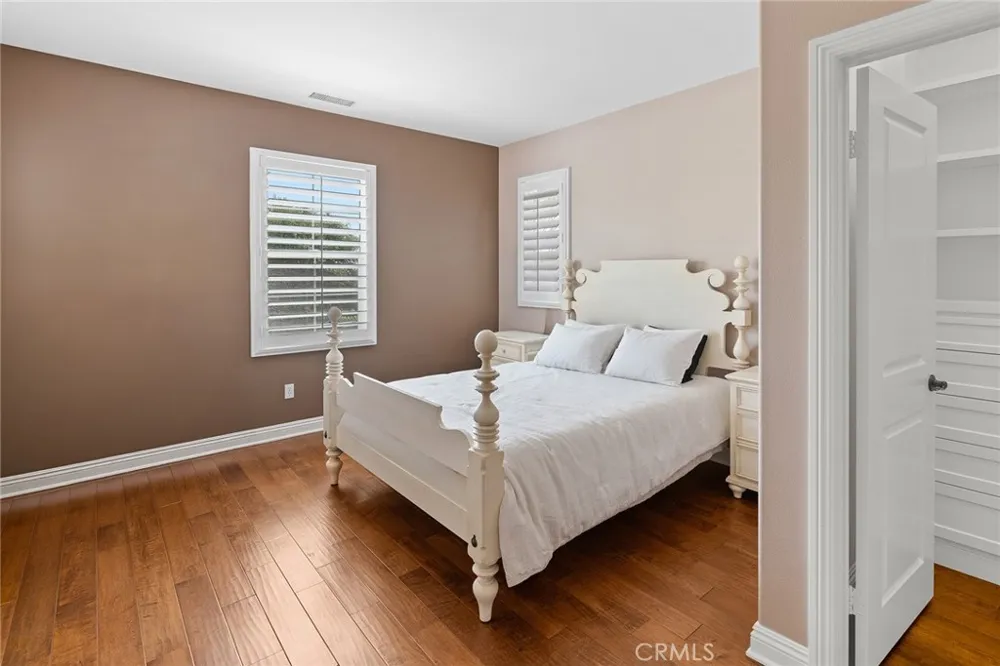 1009 Newhall Brea, CA 92821
