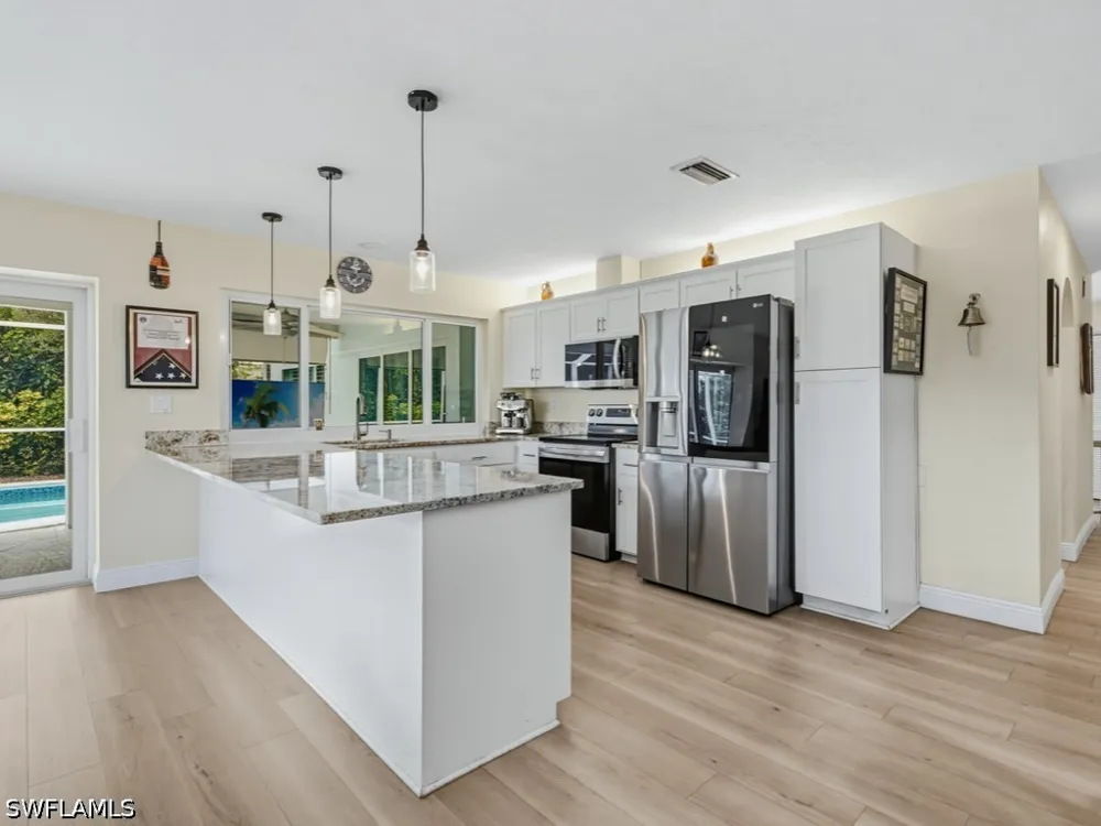 Collingswood Court Marco Island, FL 34145