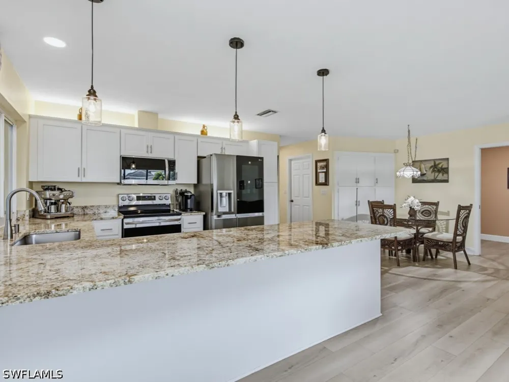 Collingswood Court Marco Island, FL 34145
