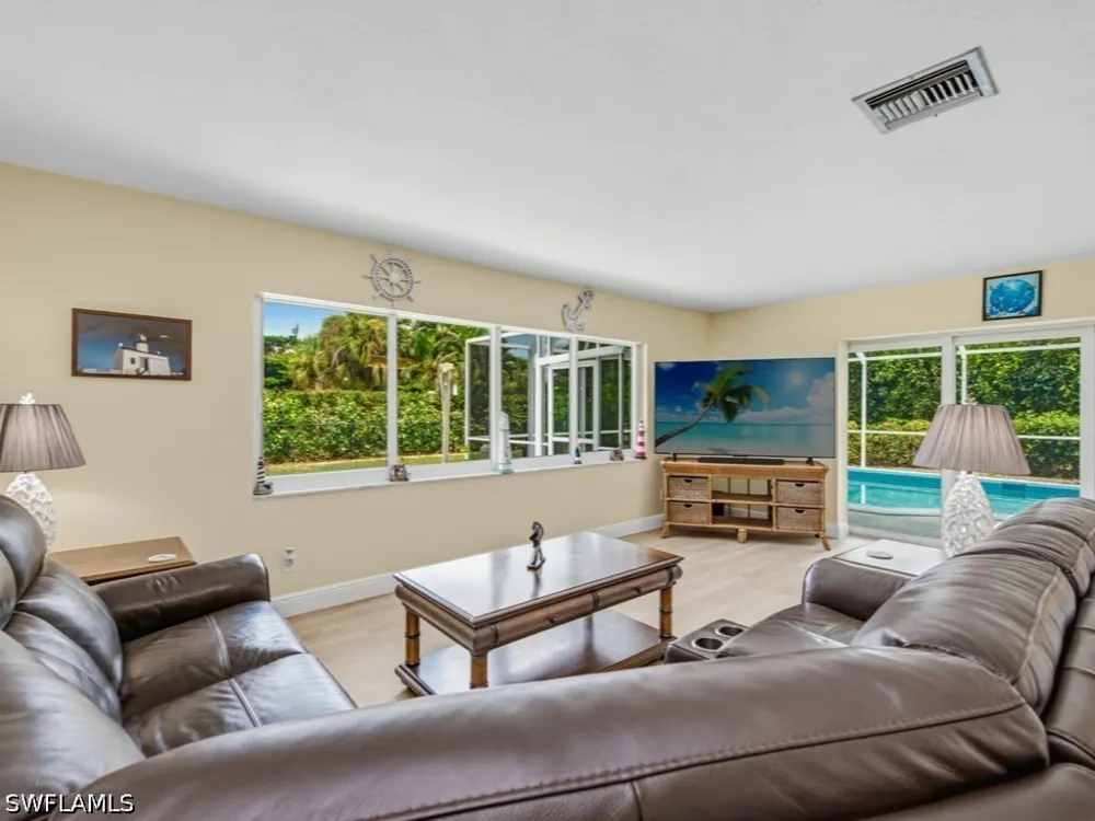 Collingswood Court Marco Island, FL 34145
