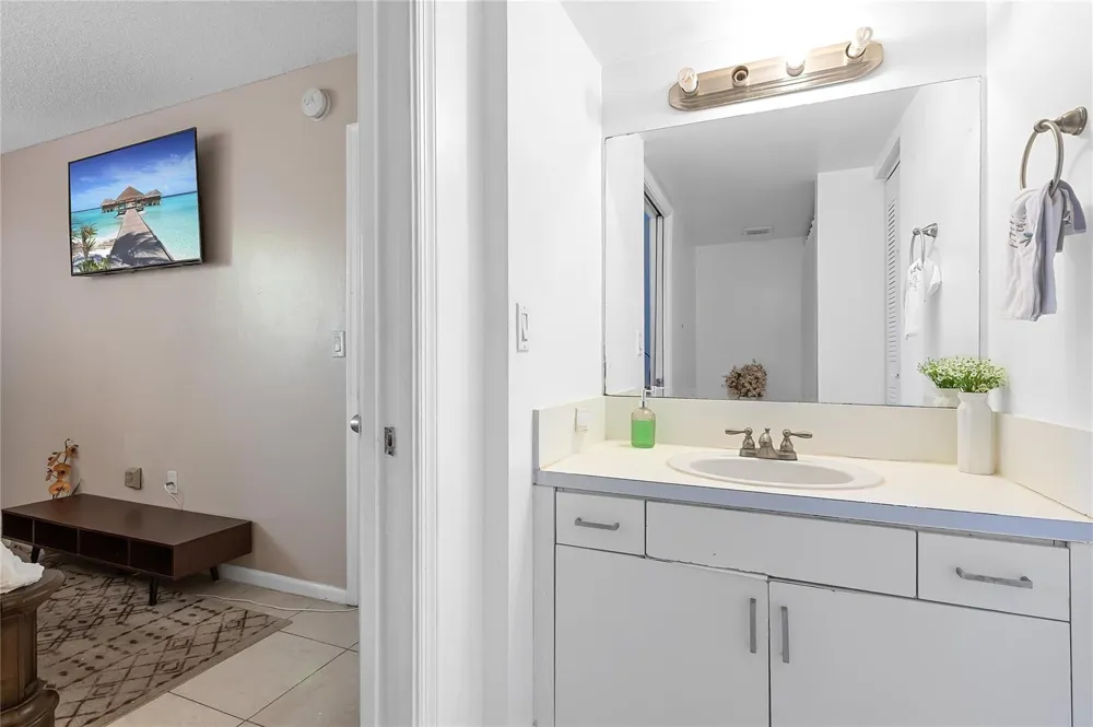2133 Renaissance Boulevard #205 Miramar, FL 33025