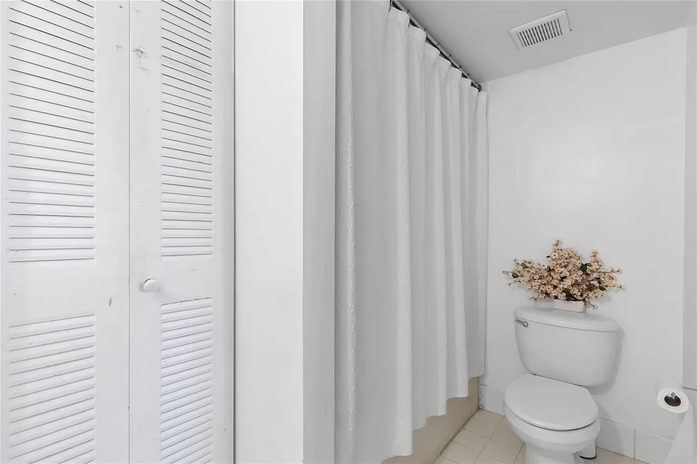 2133 Renaissance Boulevard #205 Miramar, FL 33025