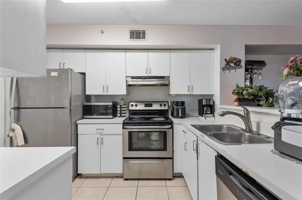 2133 Renaissance Boulevard #205 Miramar, FL 33025