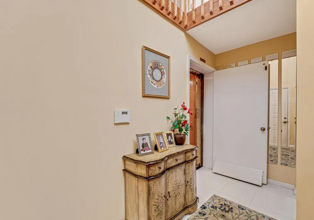 9805 Shadybrook 201 Drive #201 Boynton Beach, FL 33437