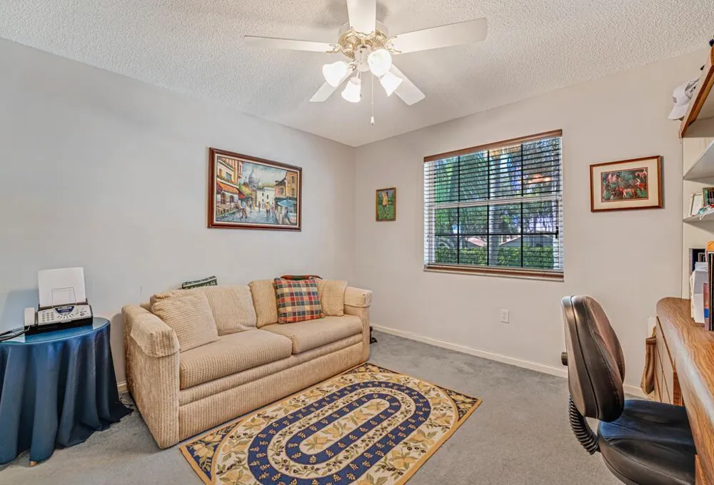 9805 Shadybrook 201 Drive #201 Boynton Beach, FL 33437
