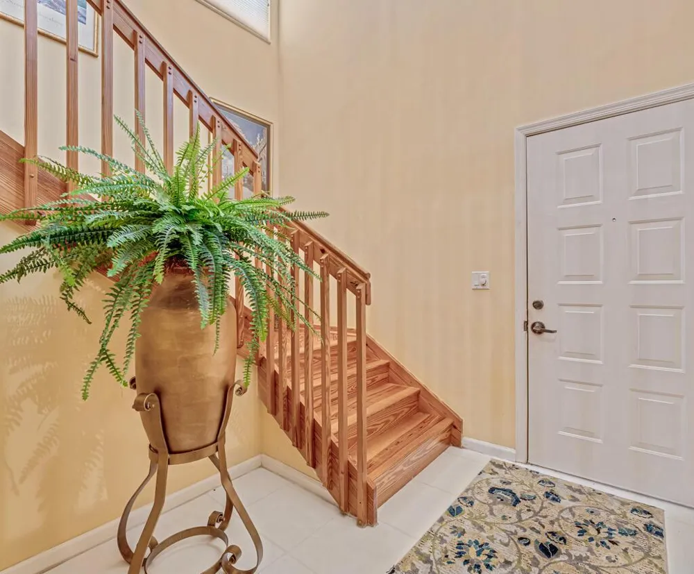 9805 Shadybrook 201 Drive #201 Boynton Beach, FL 33437