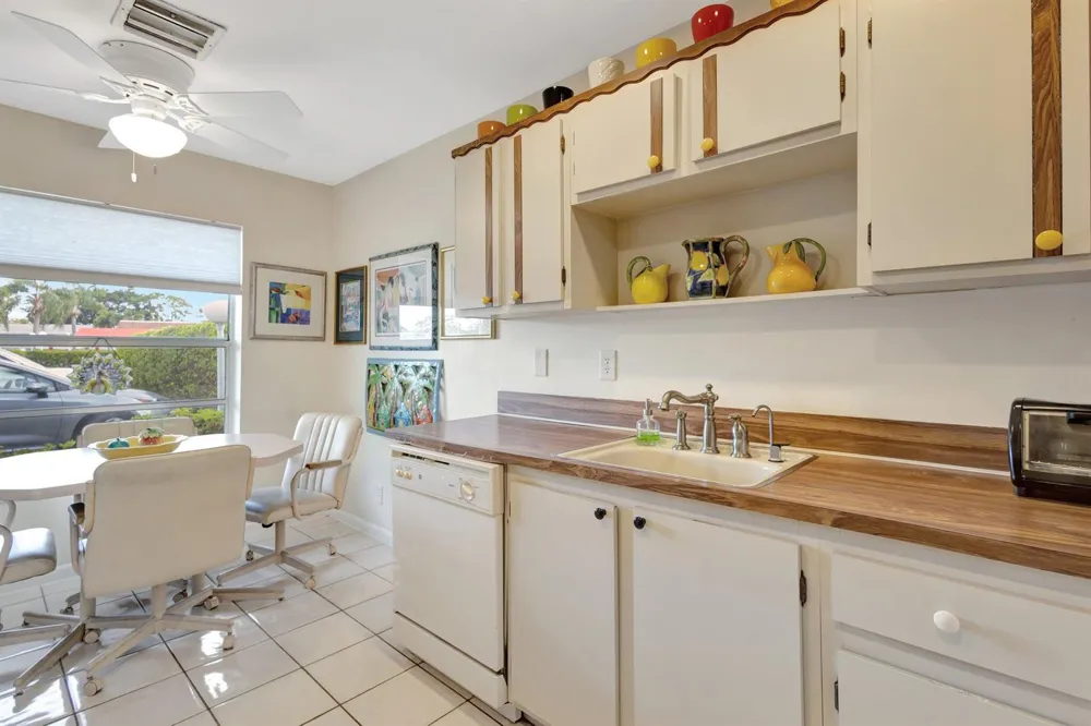 5200 Privet B Place #B Delray Beach, FL 33484