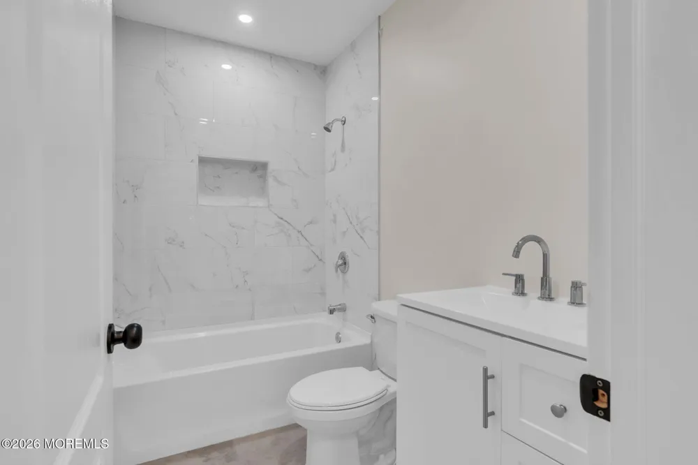 294 Delaware Drive Brick, NJ 08723