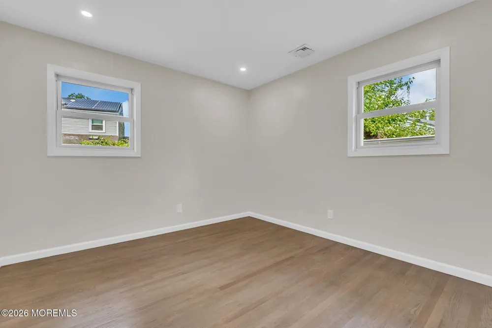 294 Delaware Drive Brick, NJ 08723