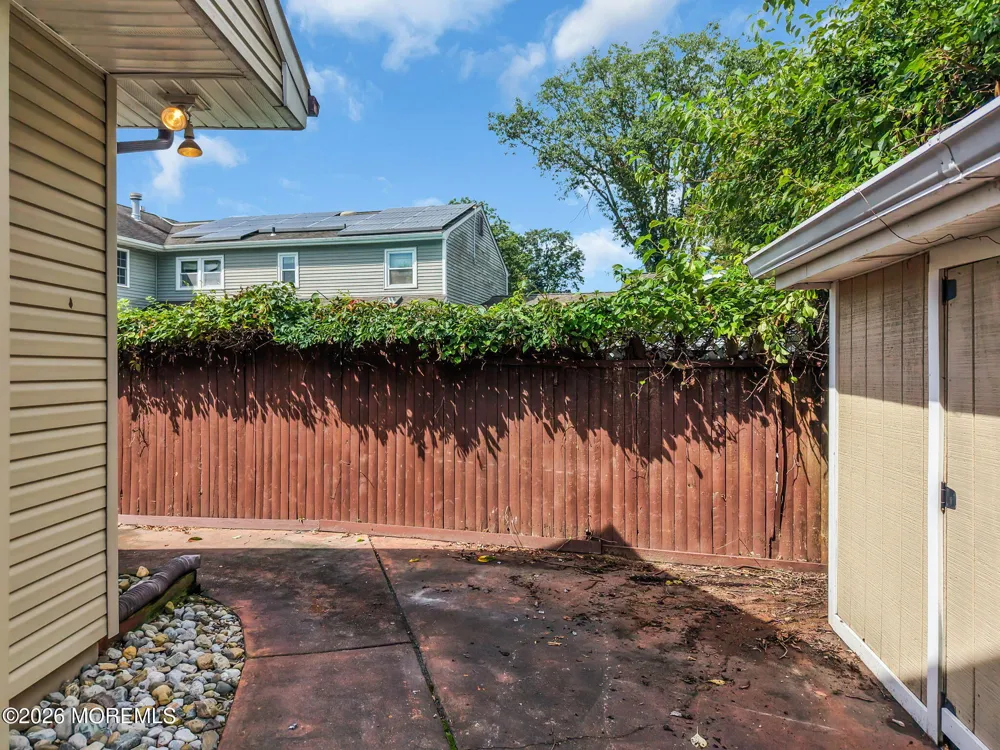 294 Delaware Drive Brick, NJ 08723