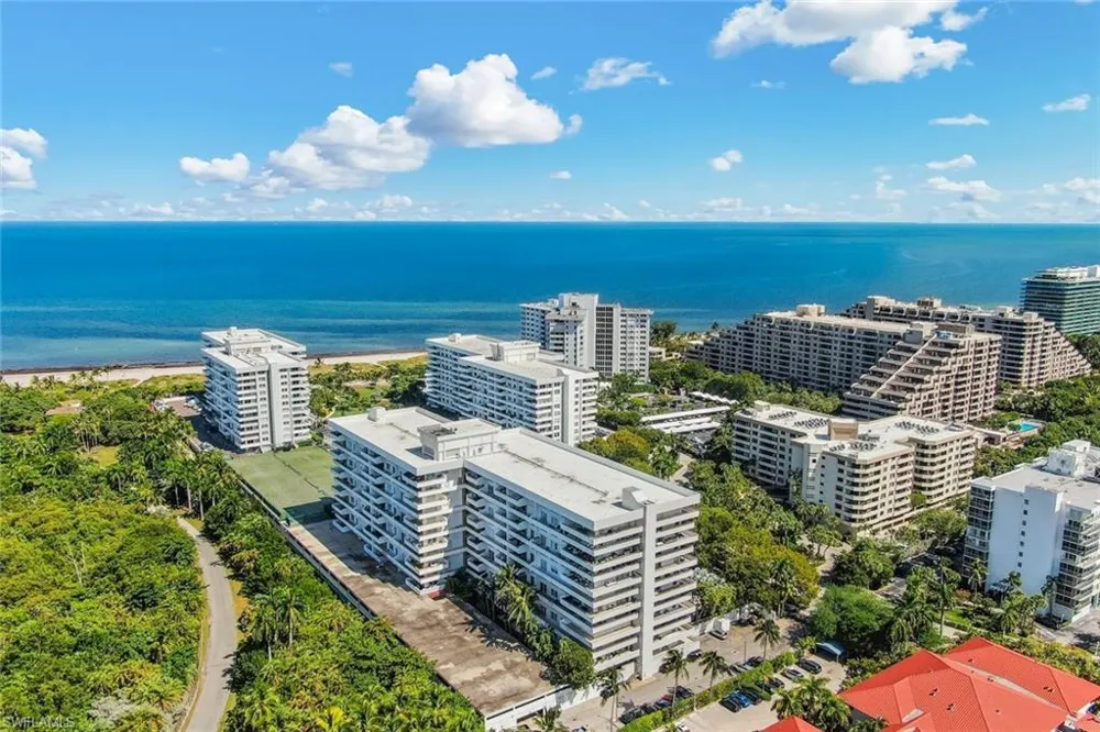 155 Ocean Lane Drive #103 Key Biscayne, FL 33149