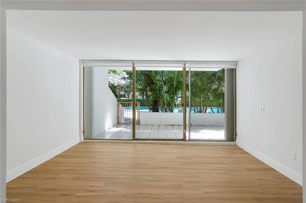 155 Ocean Lane Drive #103 Key Biscayne, FL 33149