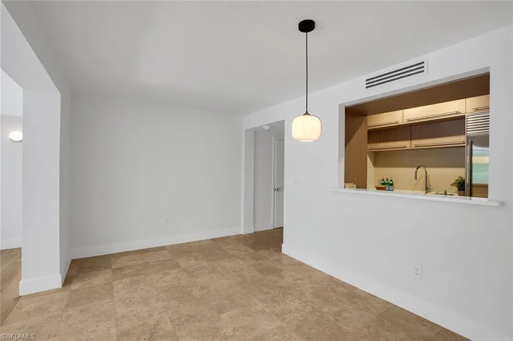 155 Ocean Lane Drive #103 Key Biscayne, FL 33149
