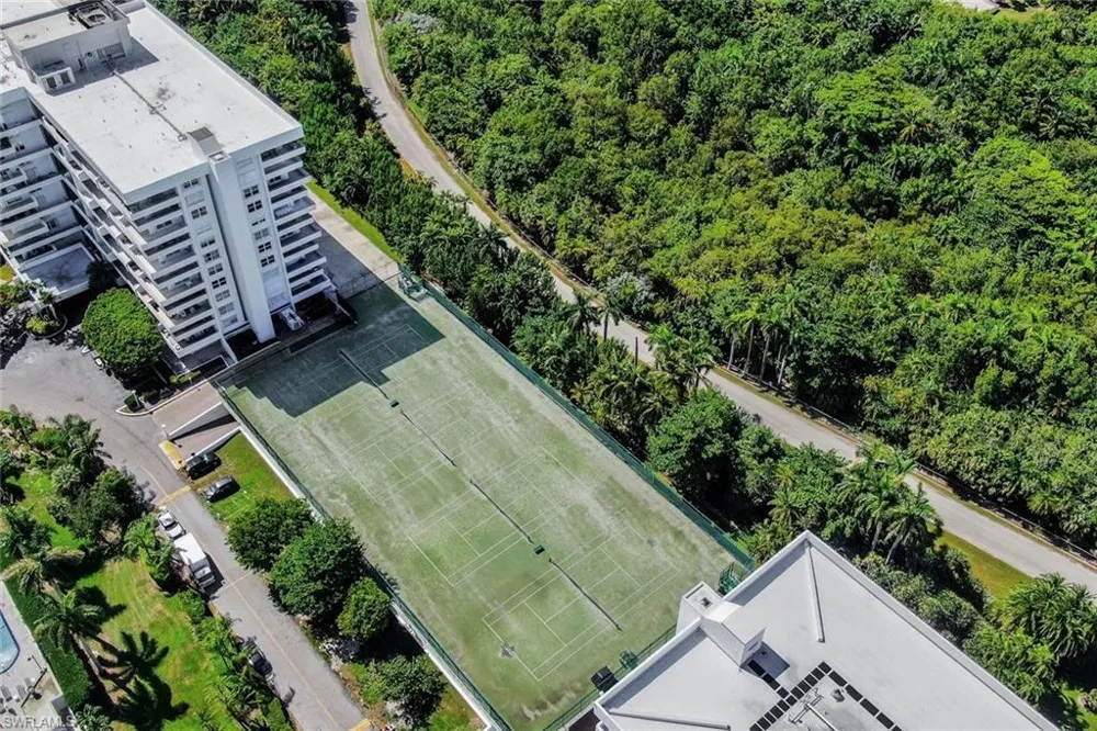 155 Ocean Lane Drive #103 Key Biscayne, FL 33149