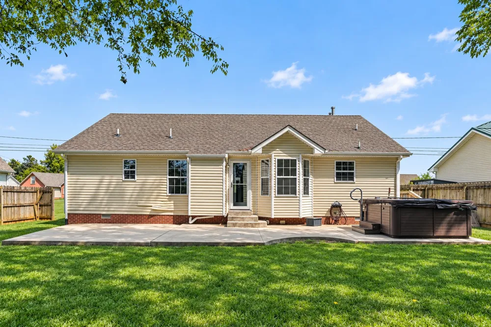 3553 Sandpiper Dr Clarksville, TN 37042
