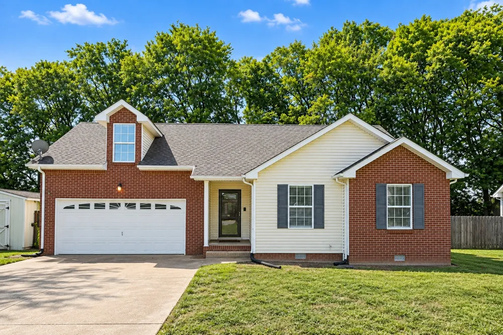 3553 Sandpiper Dr Clarksville, TN 37042