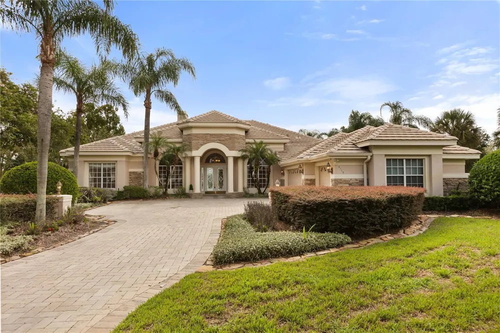 2113 WATER KEY DRIVE Windermere, FL 34786