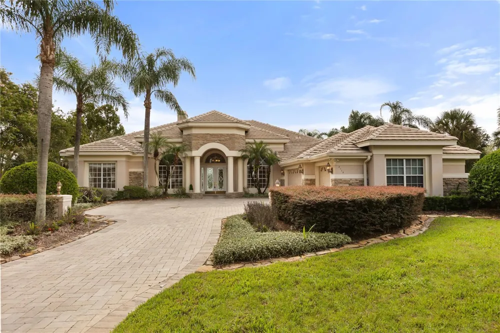 2113 WATER KEY DRIVE Windermere, FL 34786