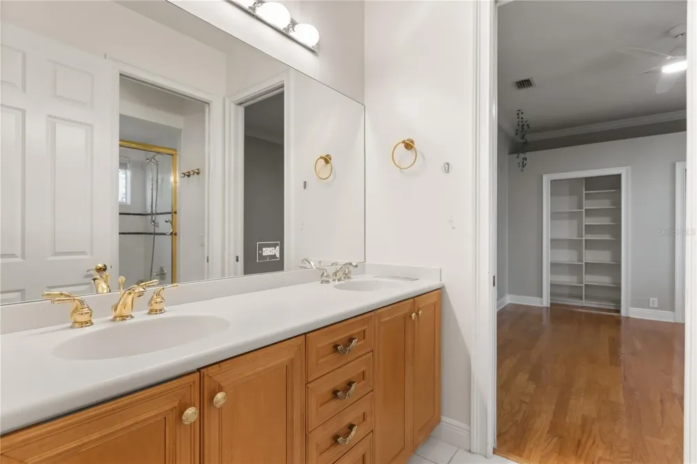 2113 WATER KEY DRIVE Windermere, FL 34786