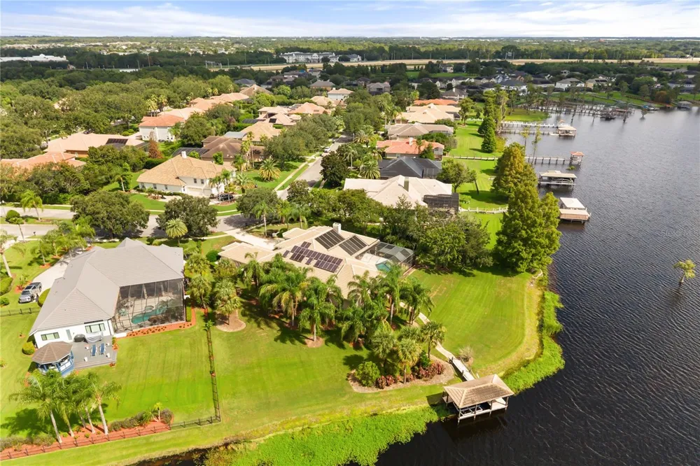 2113 WATER KEY DRIVE Windermere, FL 34786