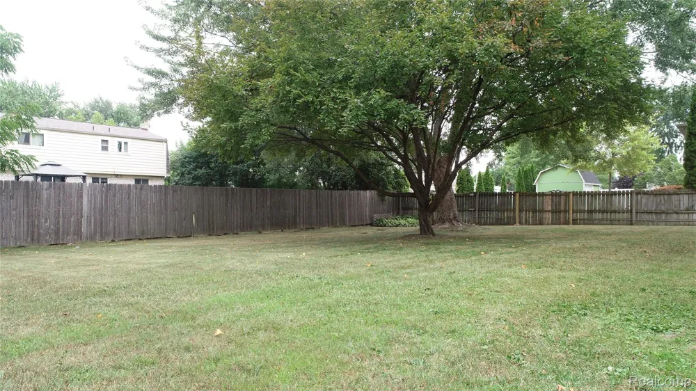 39632 Chaffer Street Clinton Charter Township, MI 48038