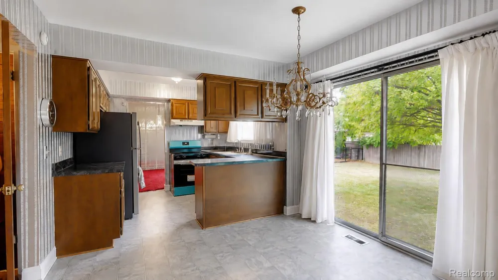 39632 Chaffer Street Clinton Charter Township, MI 48038