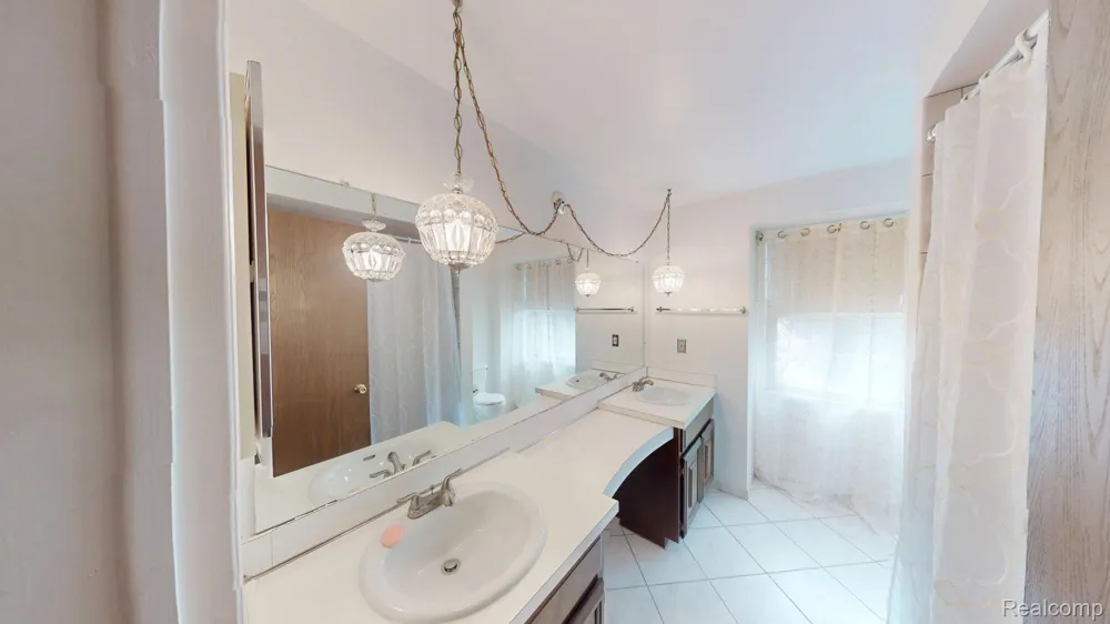 39632 Chaffer Street Clinton Charter Township, MI 48038
