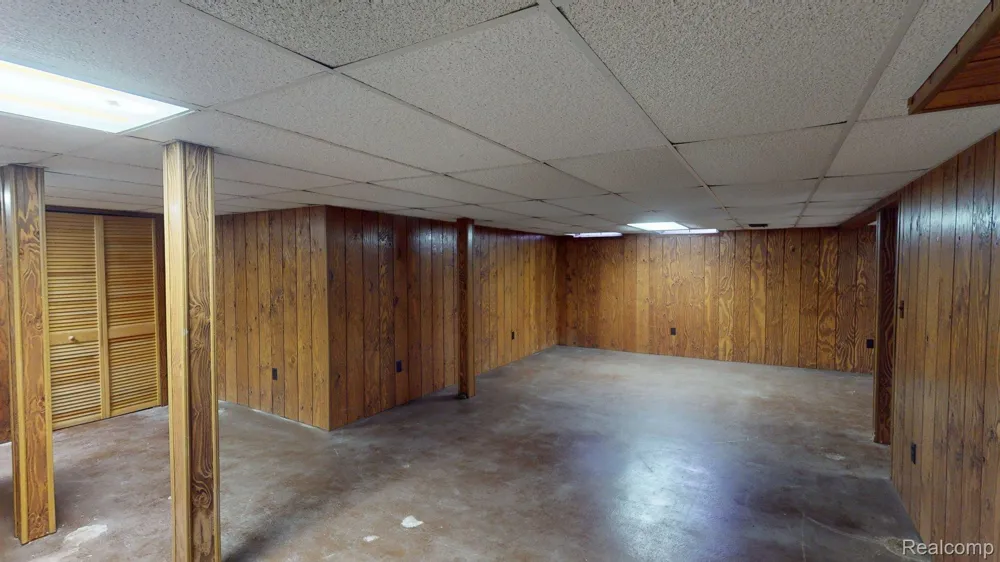 39632 Chaffer Street Clinton Charter Township, MI 48038