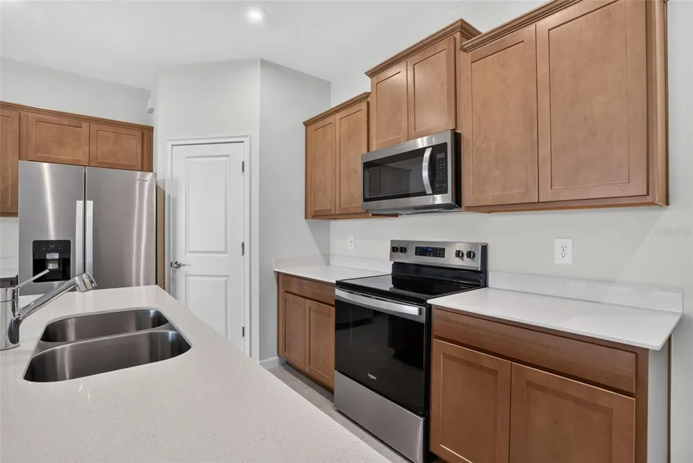 9147 AURELIA AVENUE Parrish, FL 34219
