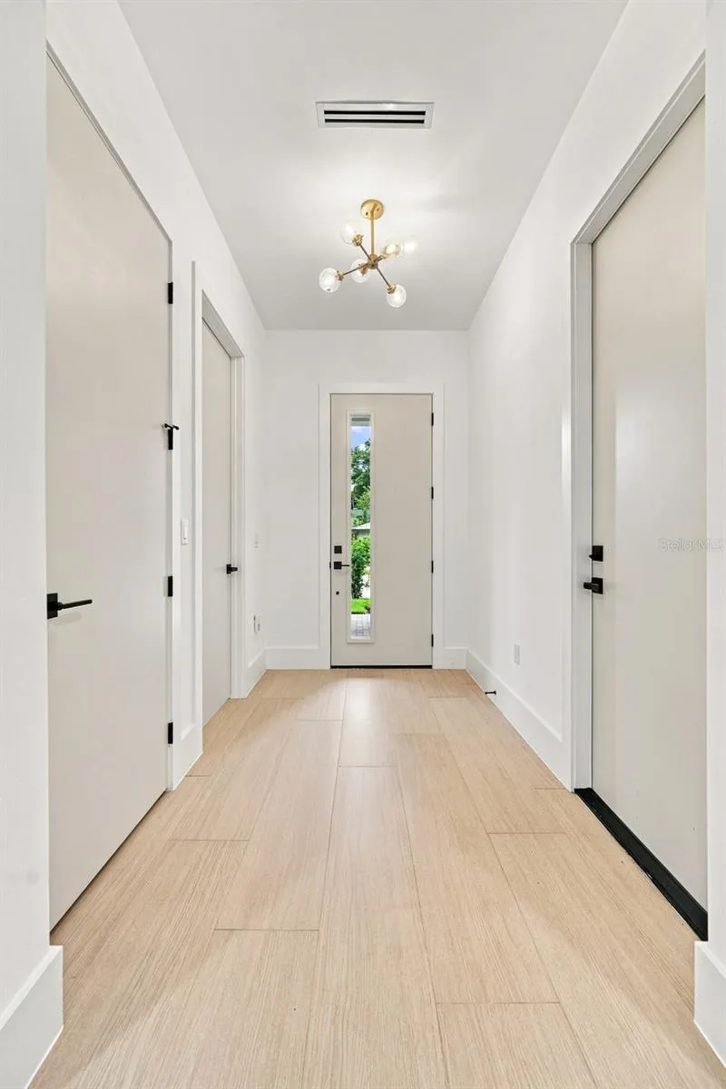 731 42ND STREET Sarasota, FL 34234