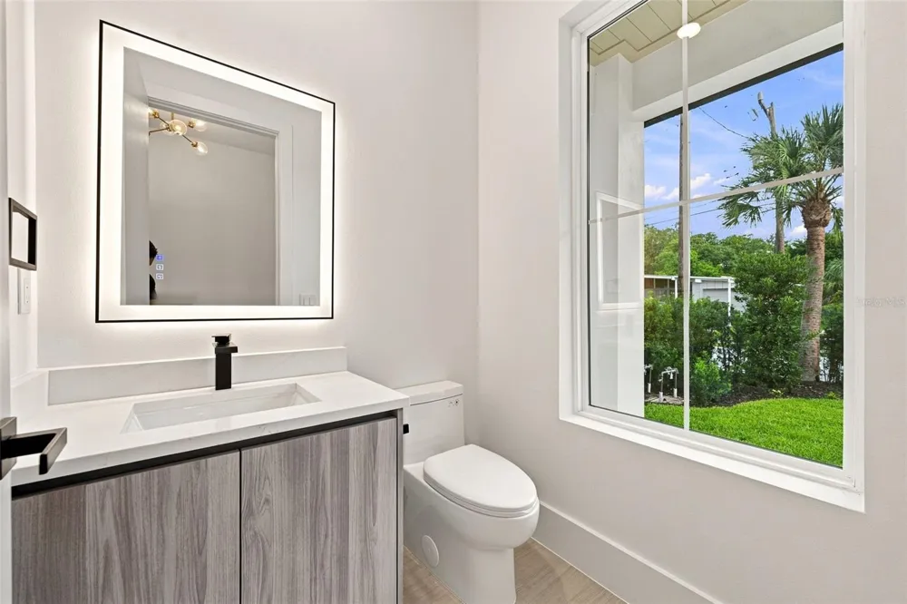 731 42ND STREET Sarasota, FL 34234