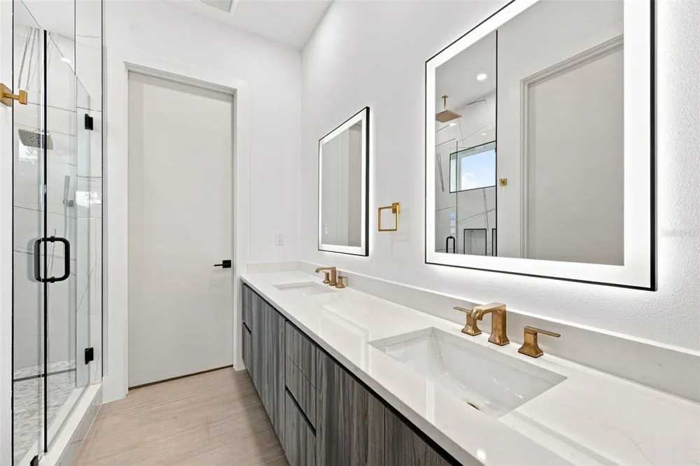 731 42ND STREET Sarasota, FL 34234