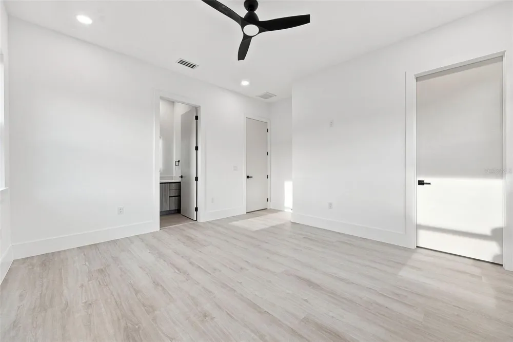 731 42ND STREET Sarasota, FL 34234