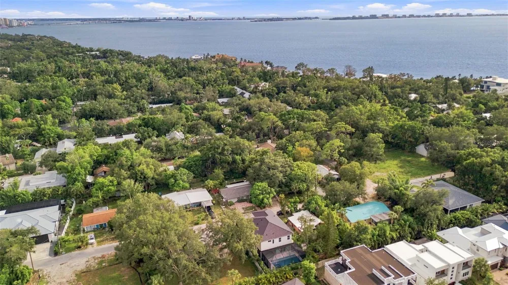 731 42ND STREET Sarasota, FL 34234