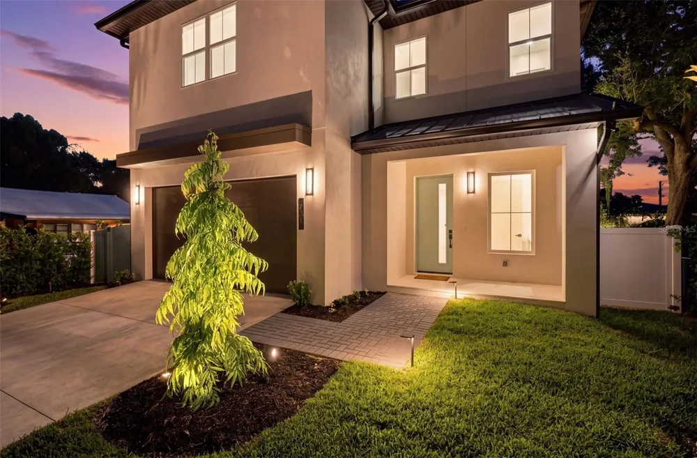 731 42ND STREET Sarasota, FL 34234