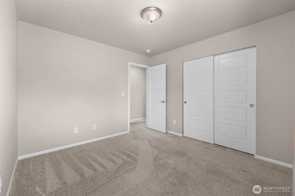 32898 Pine Avenue SE Black Diamond, WA 98010