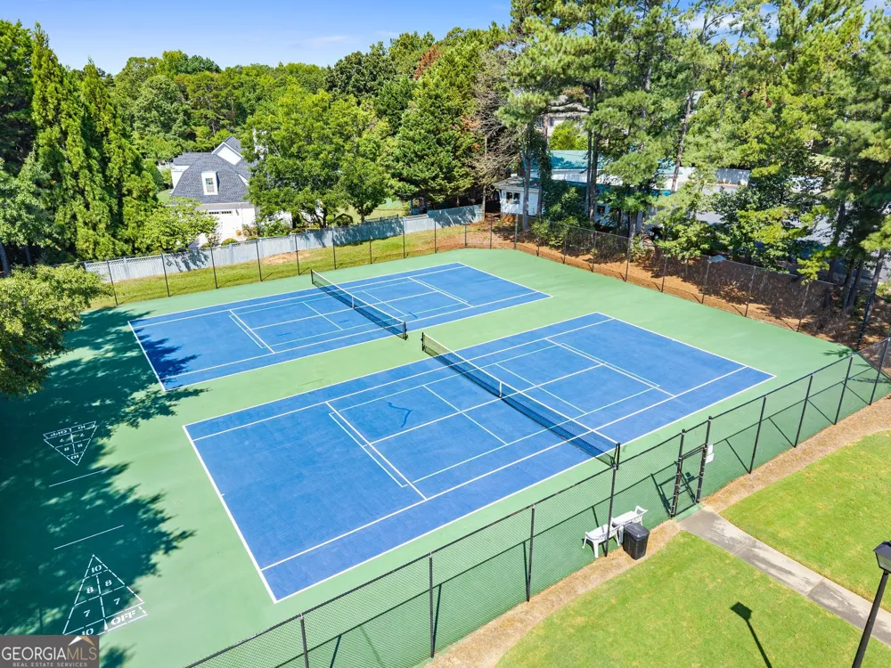 9220 Mainsail DR Gainesville, GA 30506