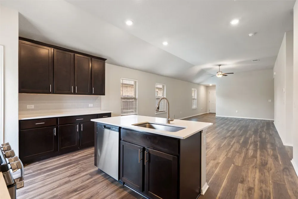 13608 Bullhorn Acacia Pass Manor, TX 78653