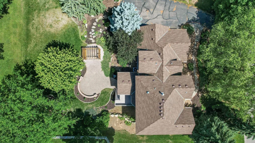 3034 Edgewater Drive Woodbury, MN 55125