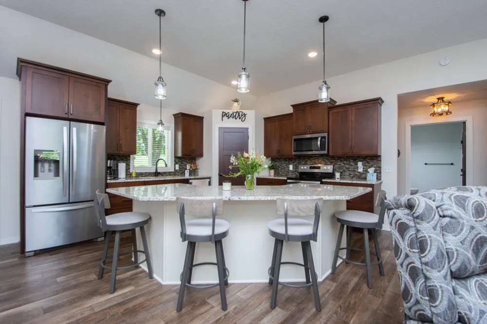 1853 Aspen Drive Detroit Lakes, MN 56501