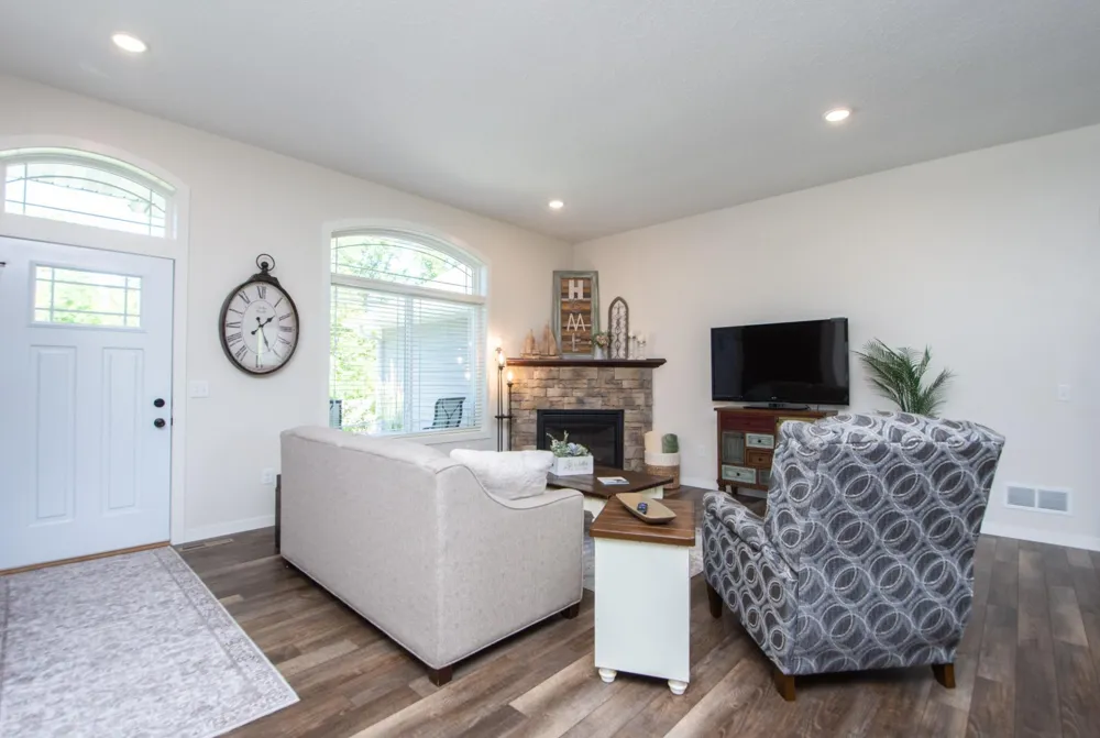 1853 Aspen Drive Detroit Lakes, MN 56501